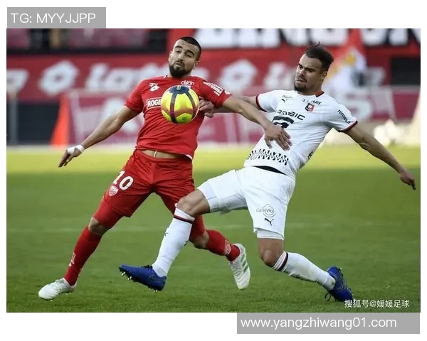 诺丁汉森林与布莱克浦足球比赛精彩直播全程回顾与分析 诺丁汉森林与布莱克浦足球比赛精彩直播全程回顾与分析