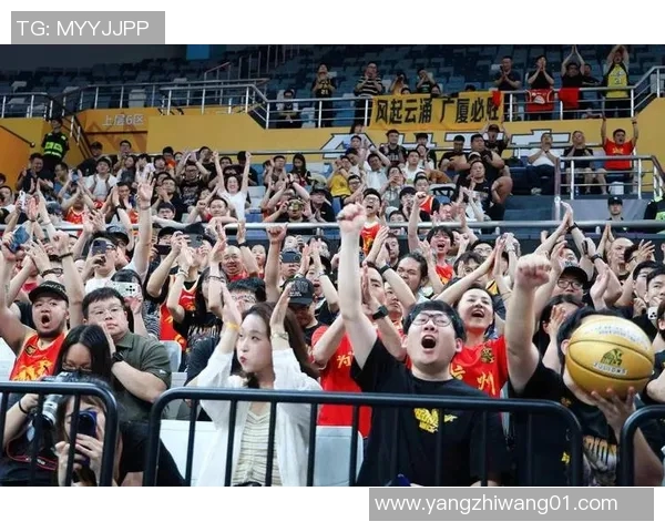 湖人勇士夏季联赛精彩对决年轻球员展现无限潜力与激情