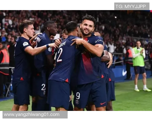 曼联与巴黎次回合精彩对决视频回顾及赛后分析